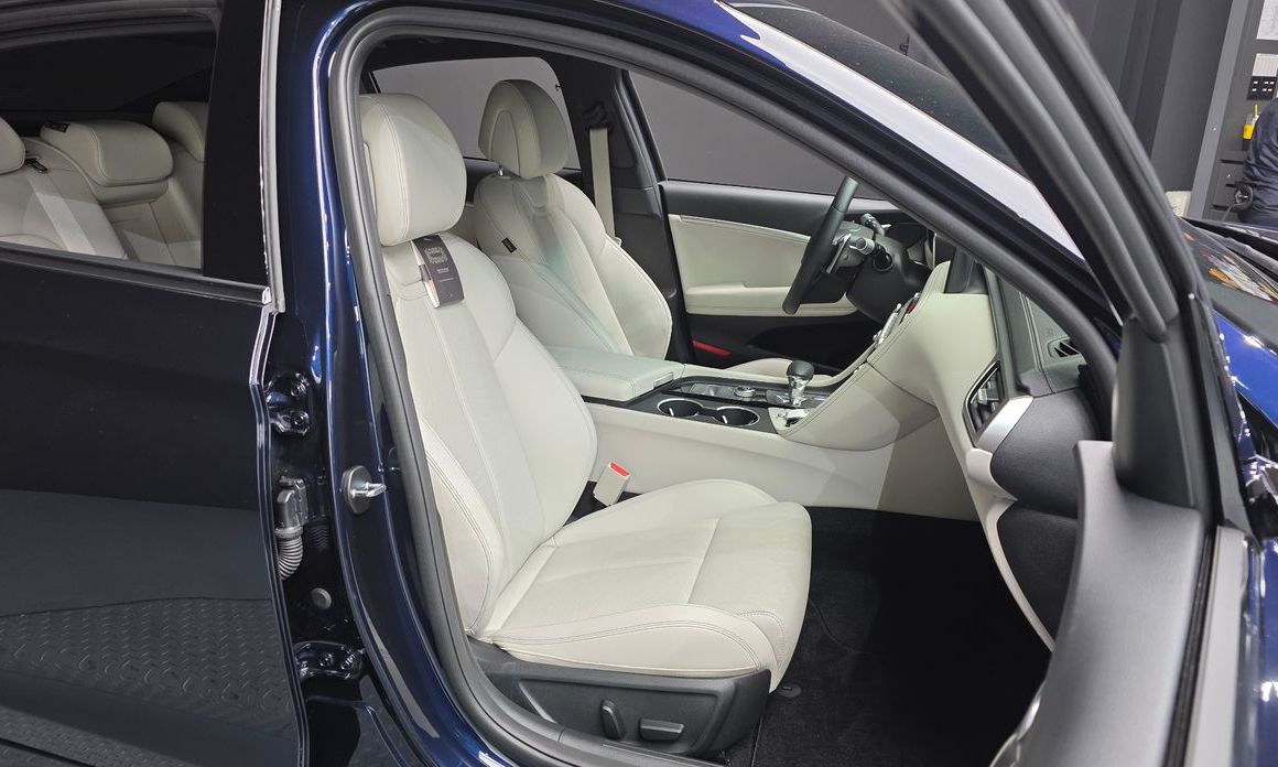 Genesis G70 2025