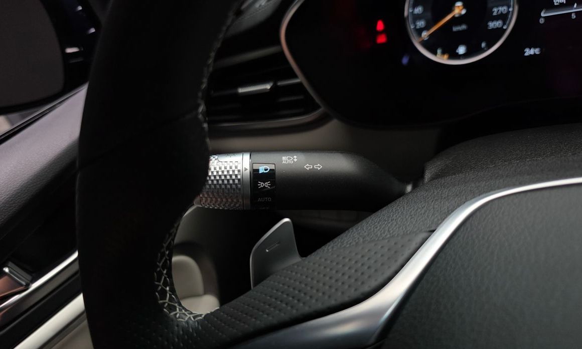 Genesis G70 2025