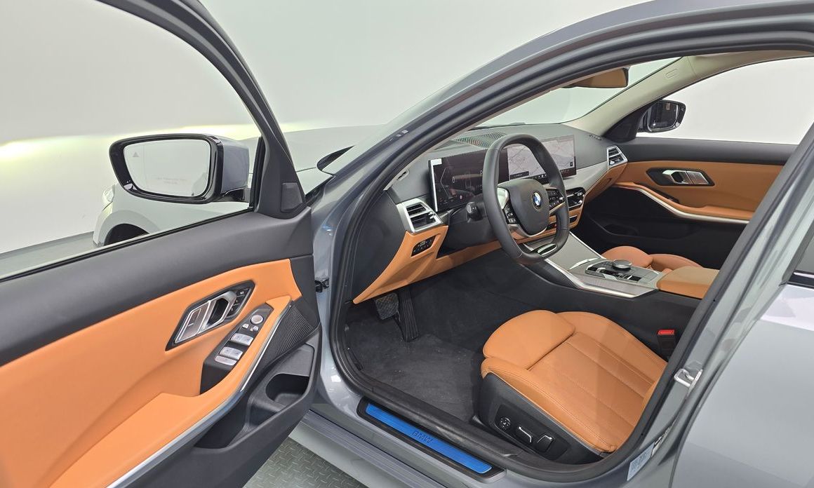 BMW 3-Series 2025