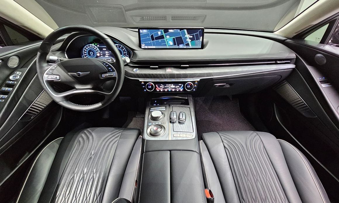 Genesis G80 2023