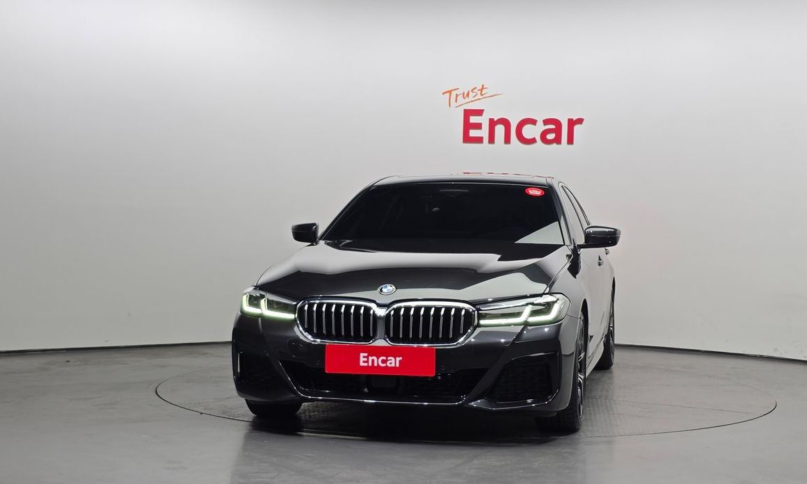 BMW 5-Series 2022