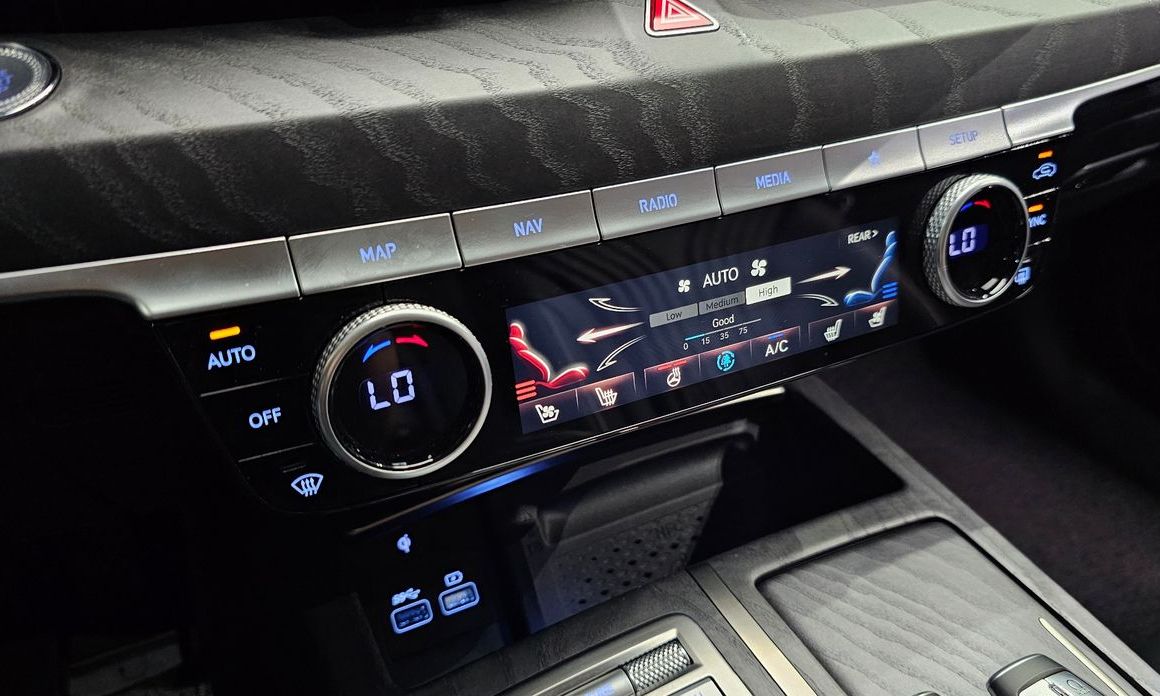 Genesis G80 2023