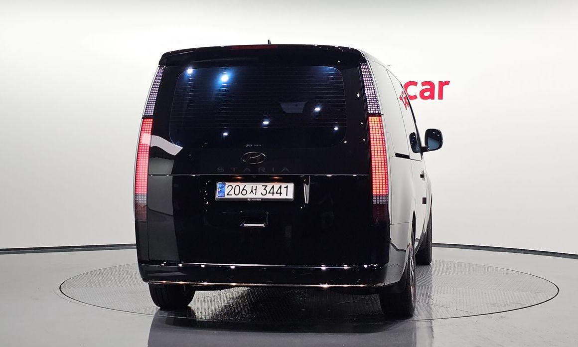 Hyundai Staria 2025