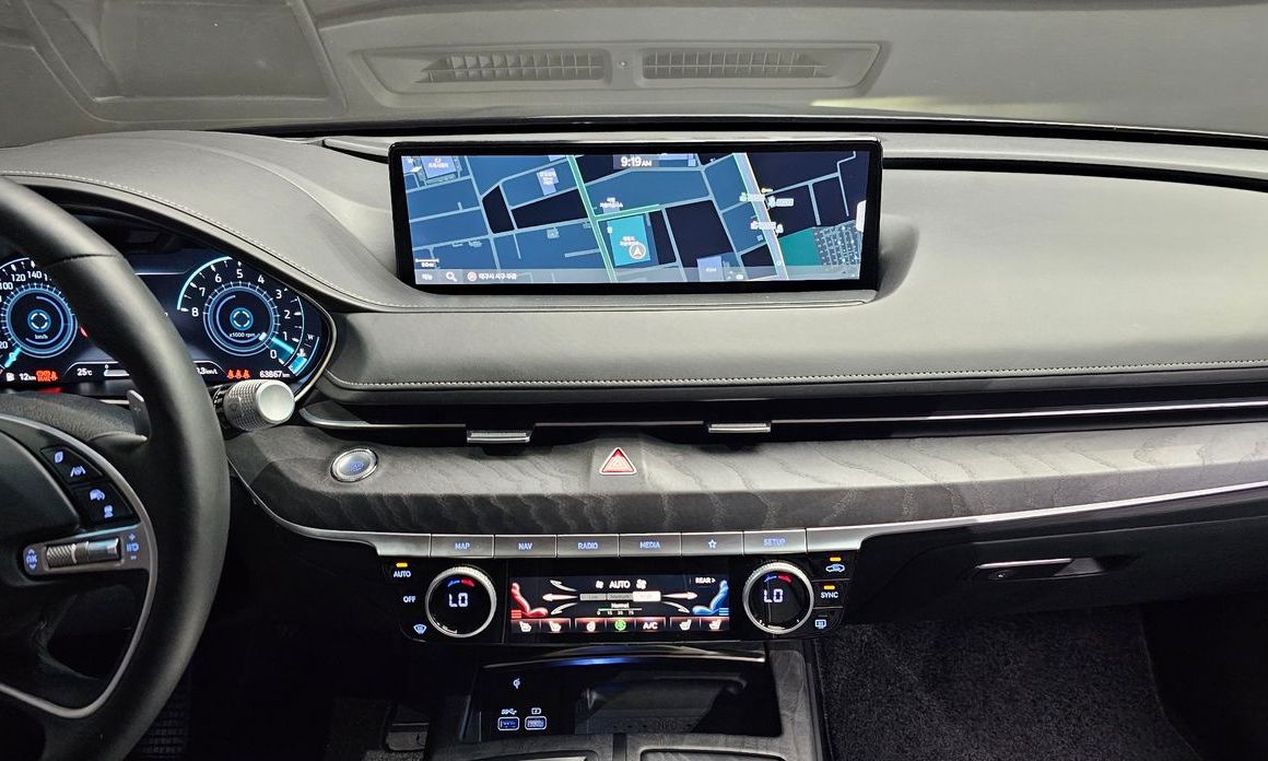Genesis G80 2023