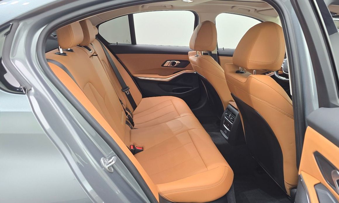 BMW 3-Series 2025