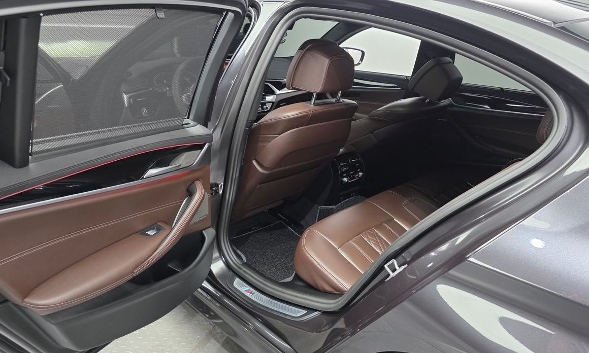 BMW 5-Series 2022