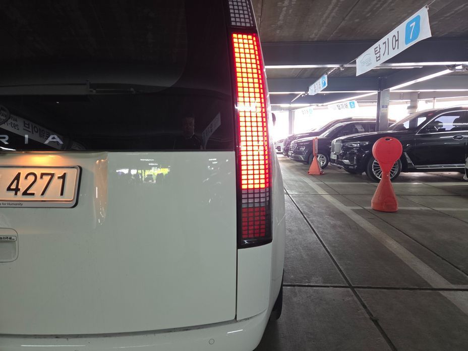Hyundai Staria 2025