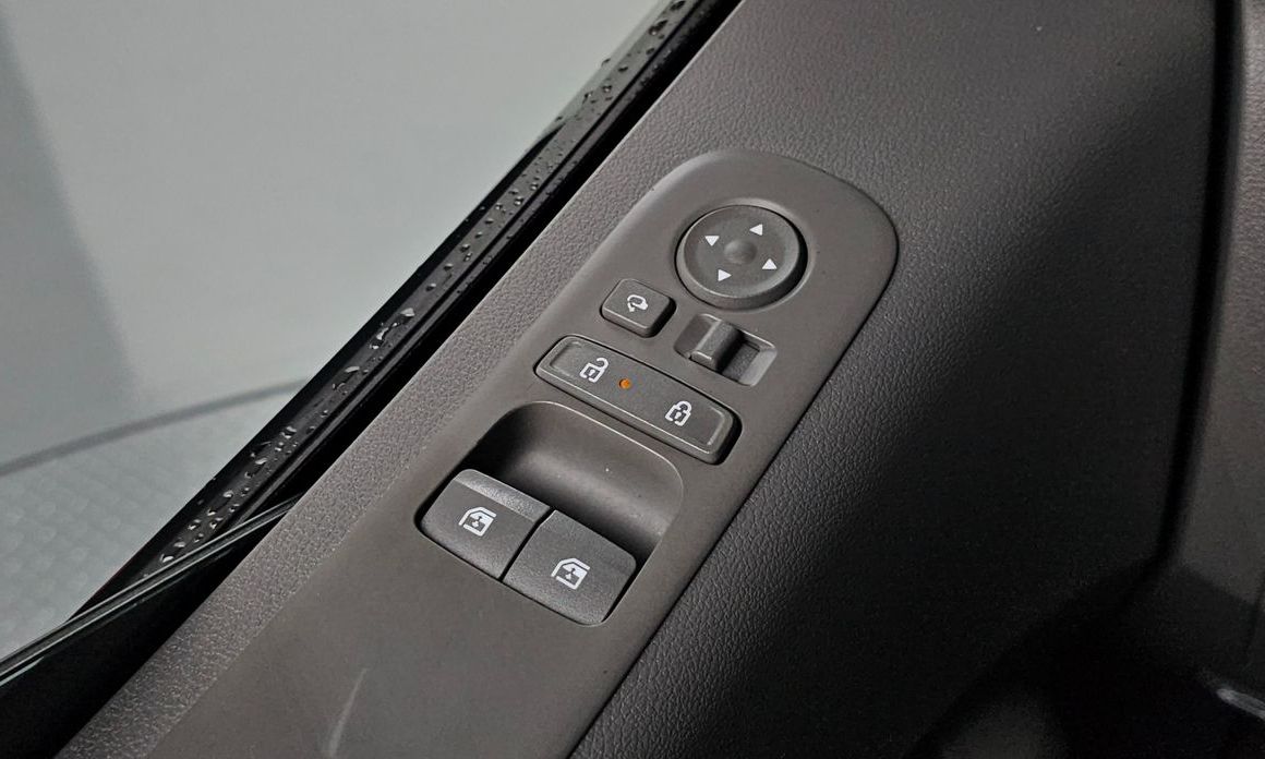 Hyundai Staria 2025