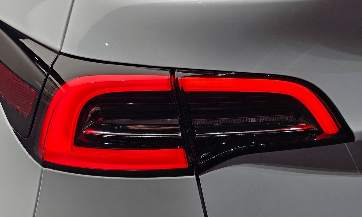 Tesla Model Y 2023