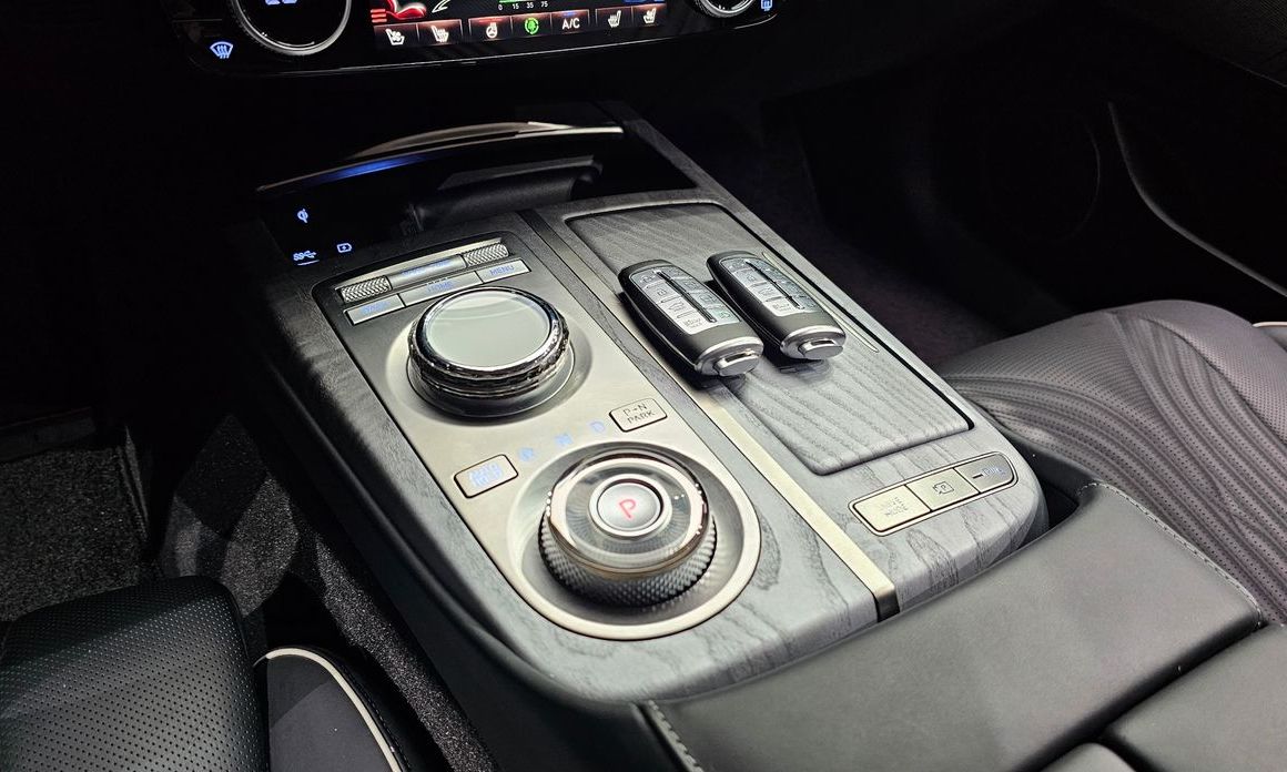 Genesis G80 2023