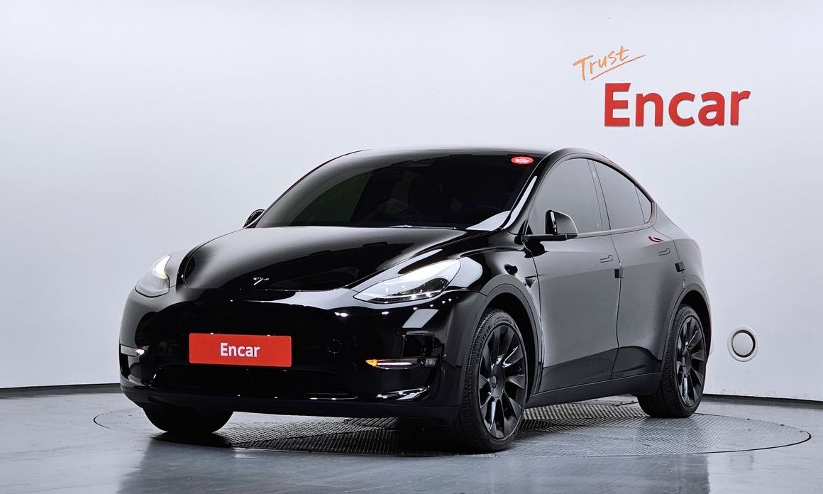 Tesla Model Y 2023