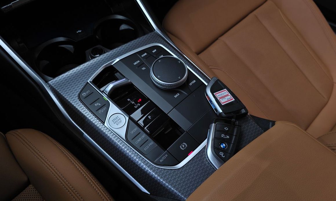 BMW 3-Series 2025