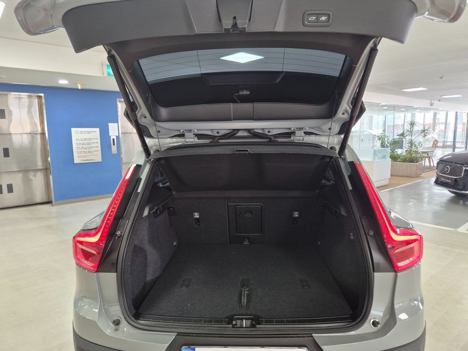Volvo XC40 2026