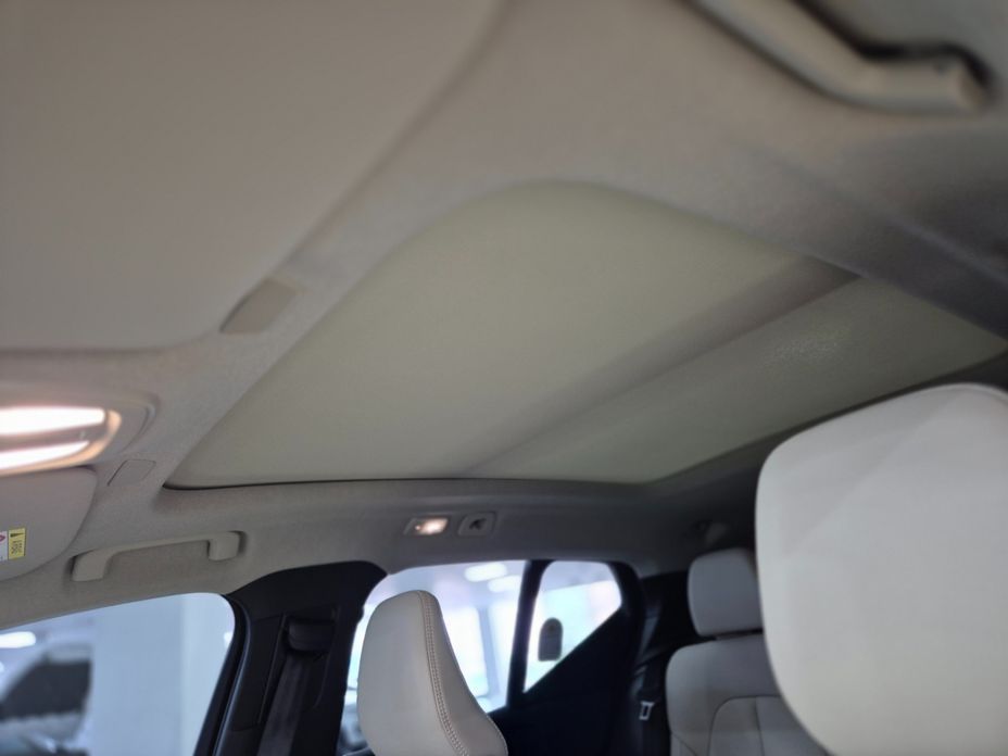 Volvo XC40 2026