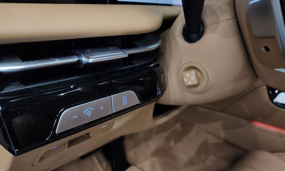 Genesis G80 2025