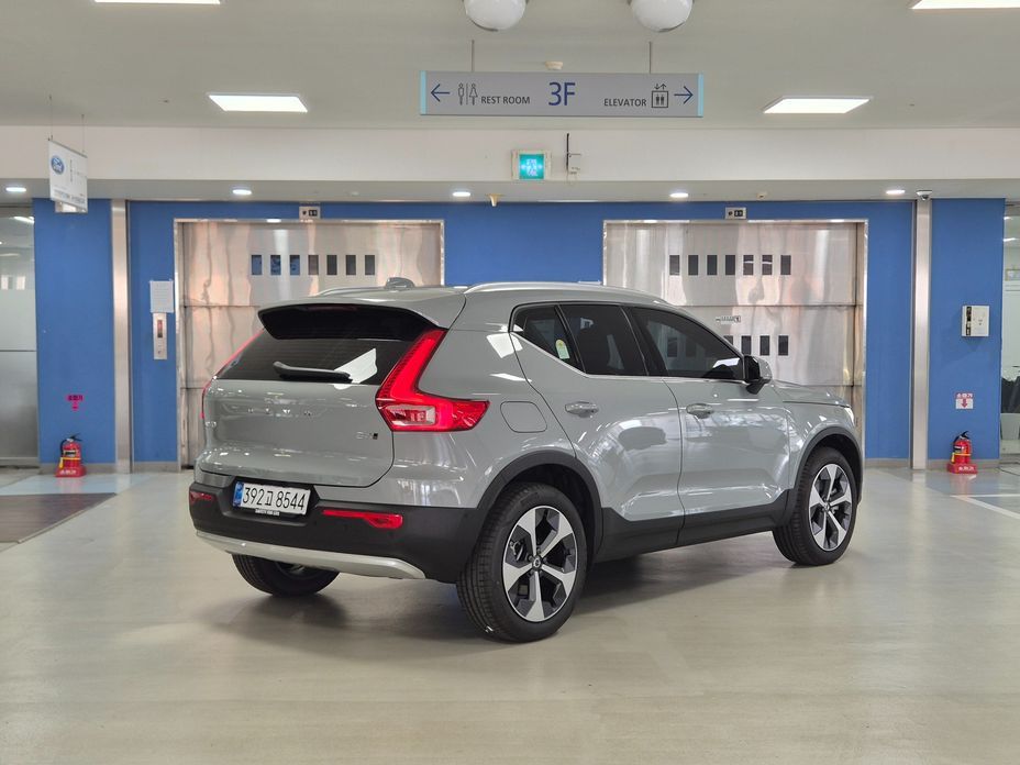 Volvo XC40 2026