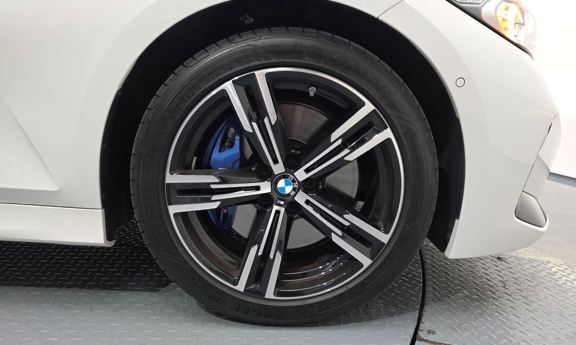 BMW 3-Series 2024