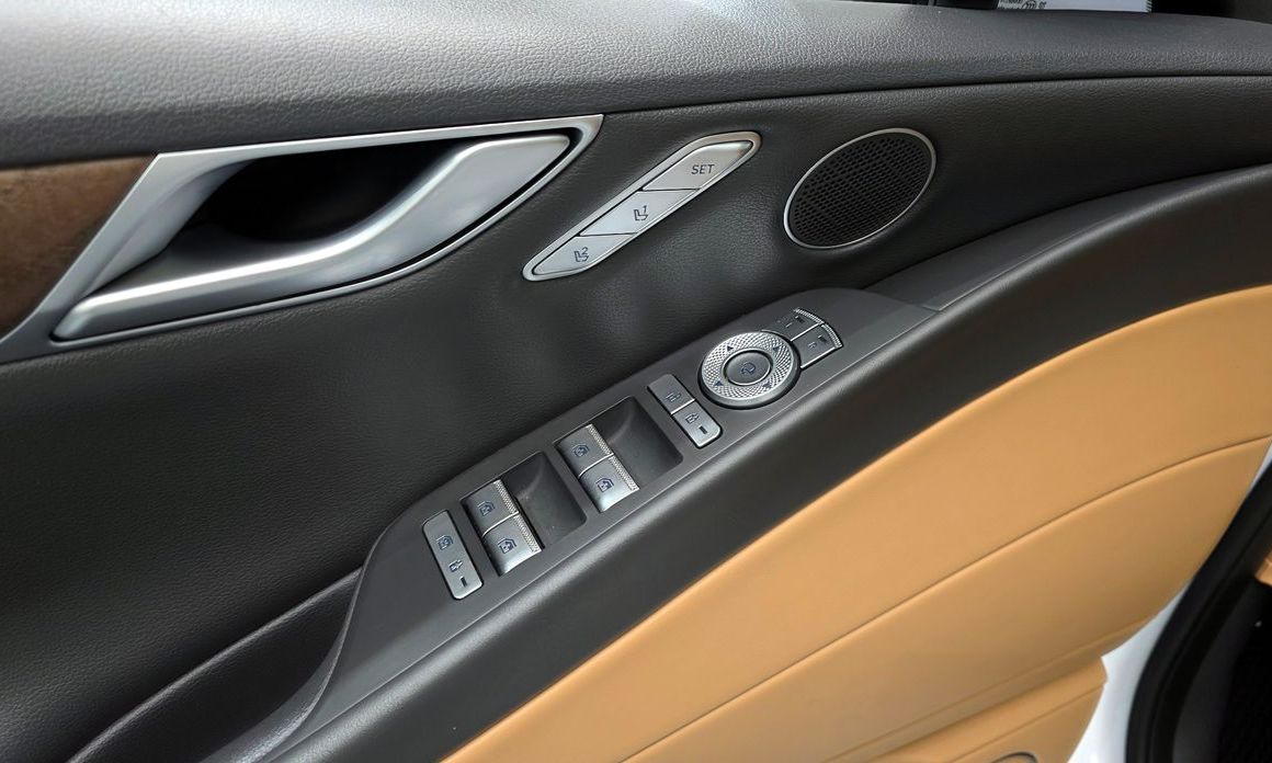 Genesis G80 2023