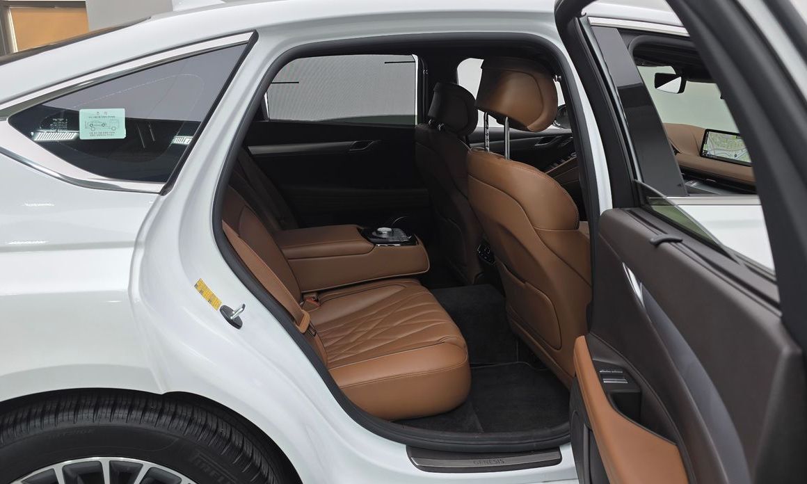 Genesis G80 2023