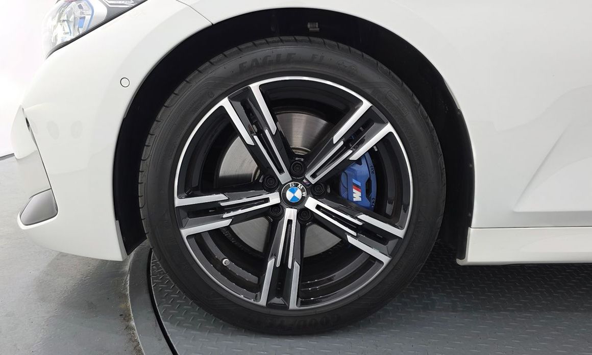 BMW 3-Series 2024