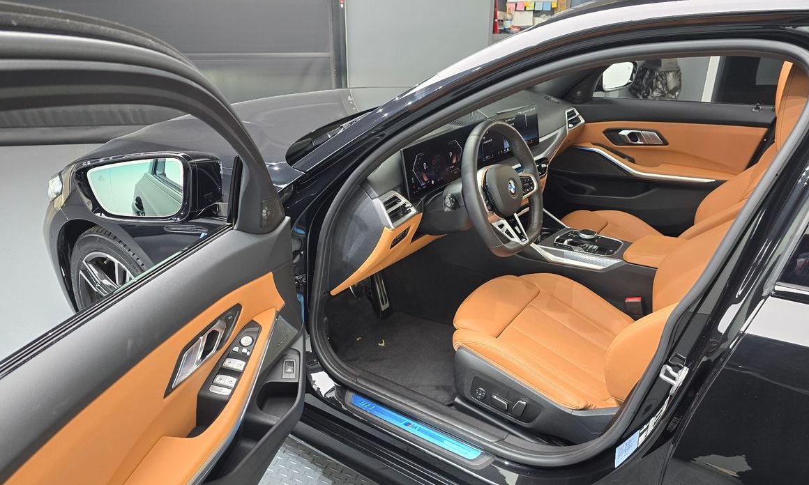 BMW 3-Series 2025