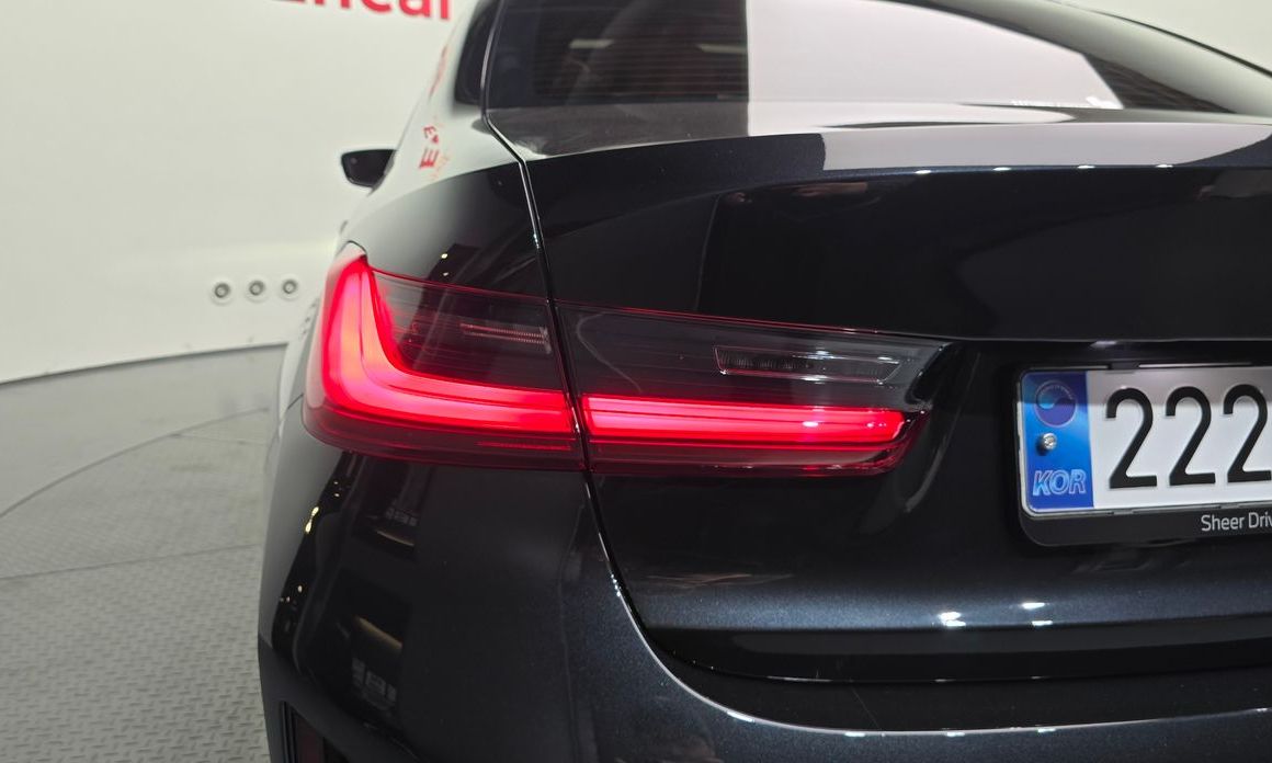 BMW 3-Series 2025