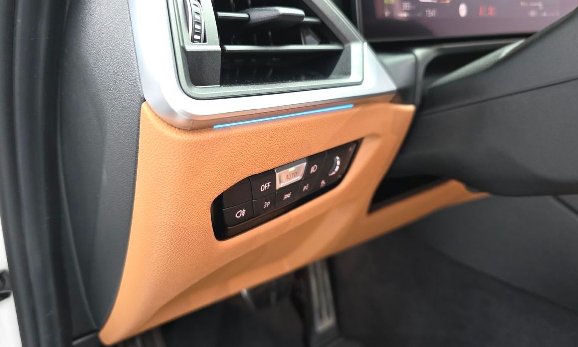 BMW 3-Series 2024
