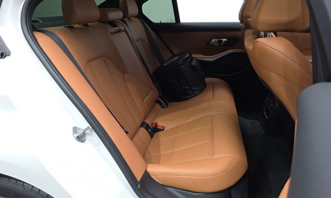 BMW 3-Series 2024
