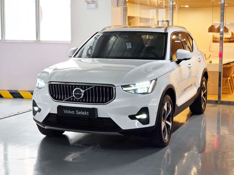 Volvo XC40 2026