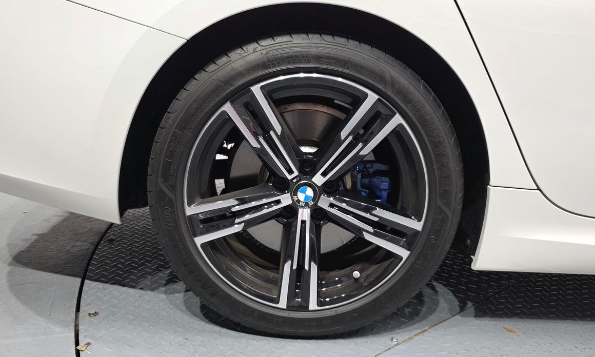 BMW 3-Series 2024