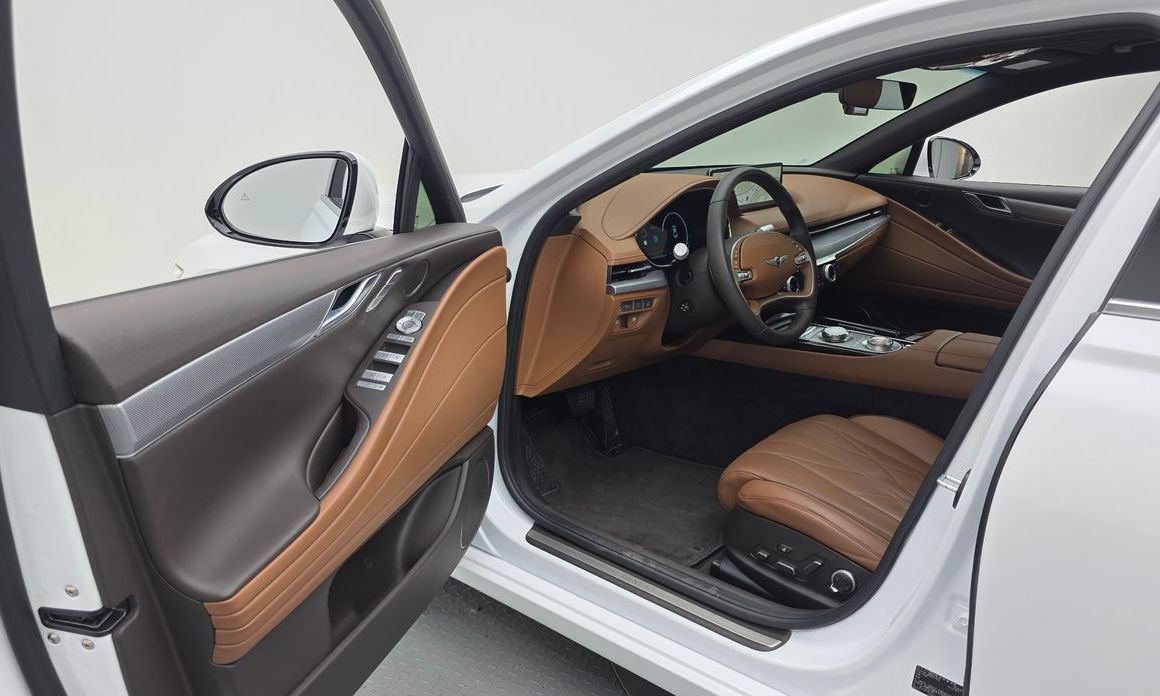 Genesis G80 2023