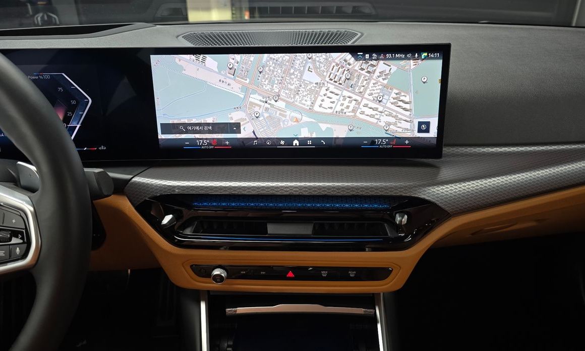 BMW 3-Series 2025