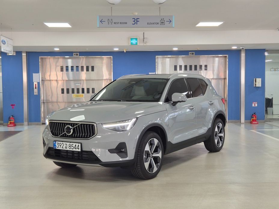 Volvo XC40 2026