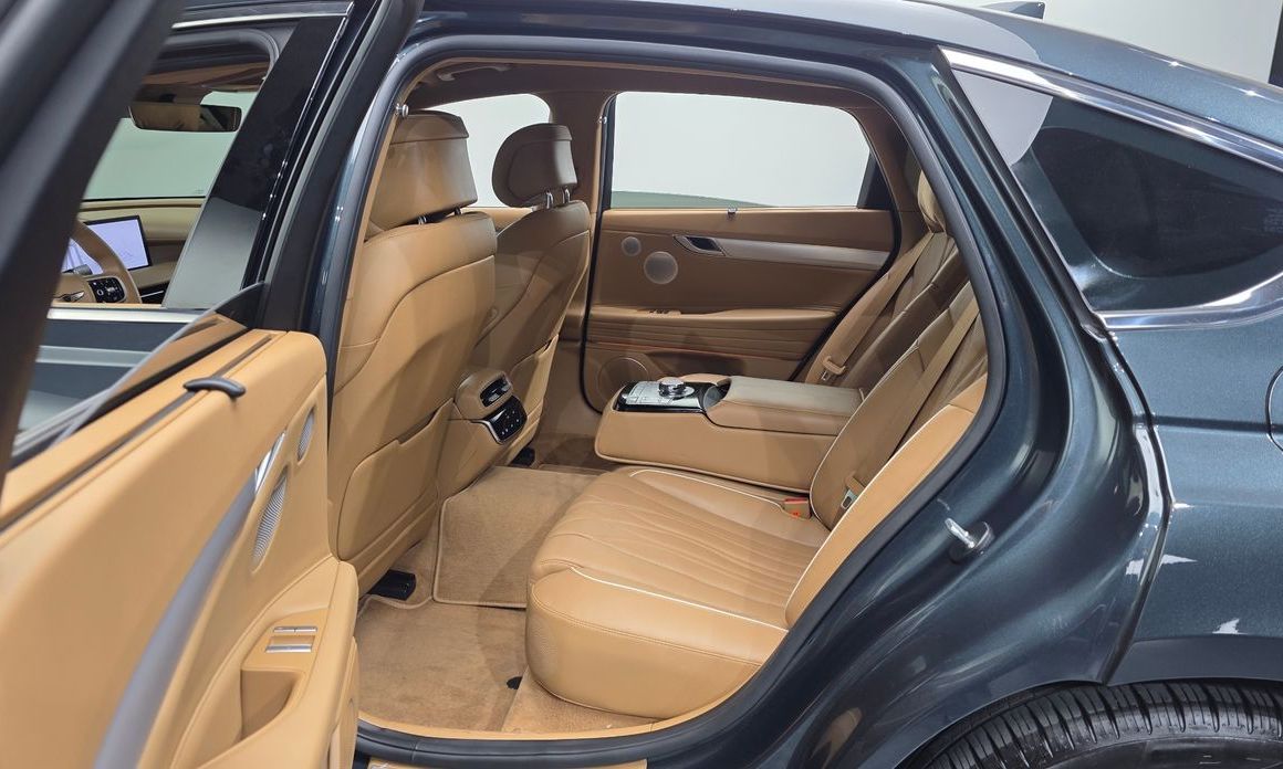 Genesis G80 2025