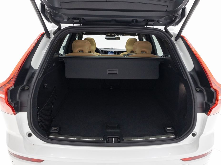 Volvo XC60 2025