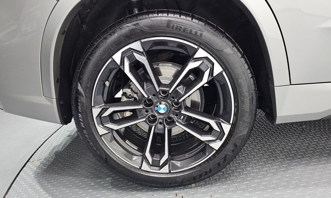 BMW X1 2025