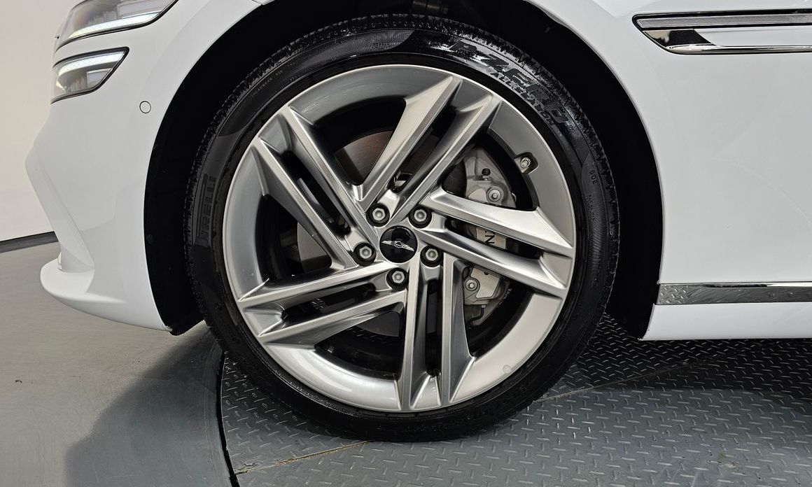 Genesis G80 2025