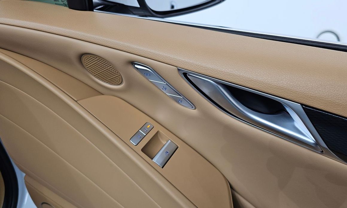 Genesis G80 2025