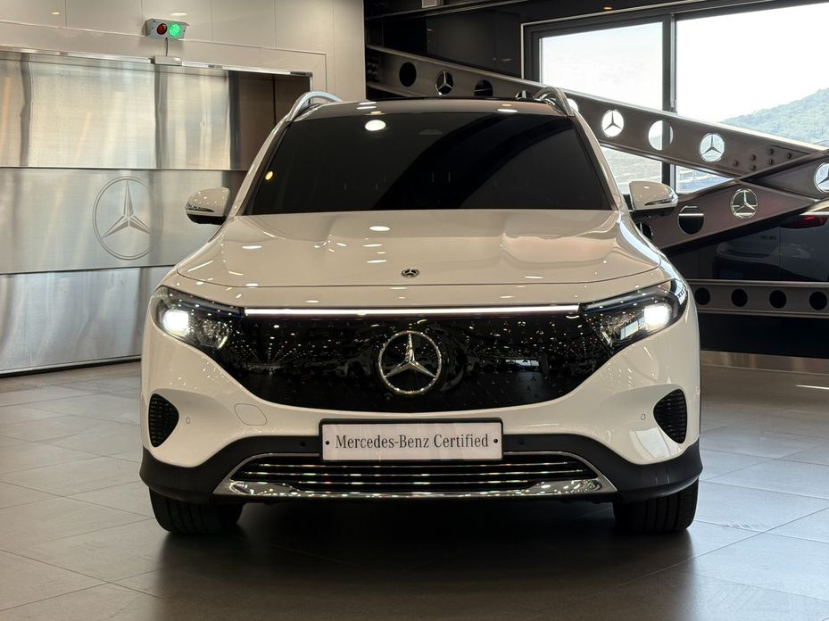 Mercedes-Benz EQB 2025