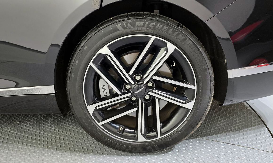 Genesis G80 2025