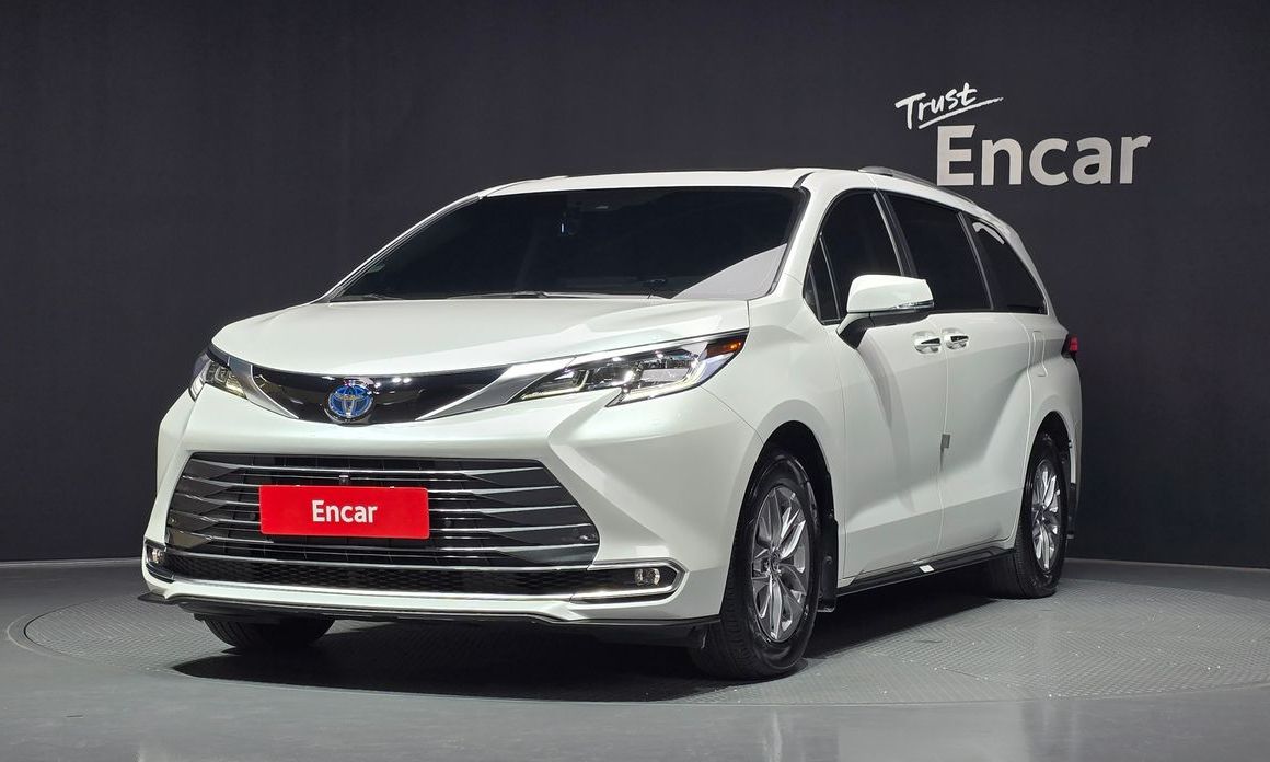 Toyota Sienna 2024