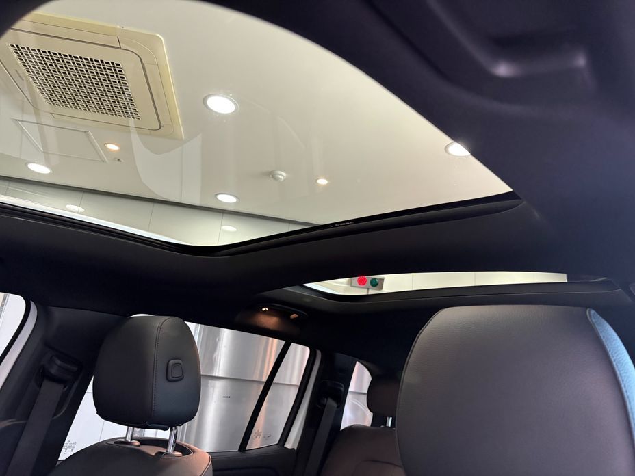 Mercedes-Benz EQB 2025