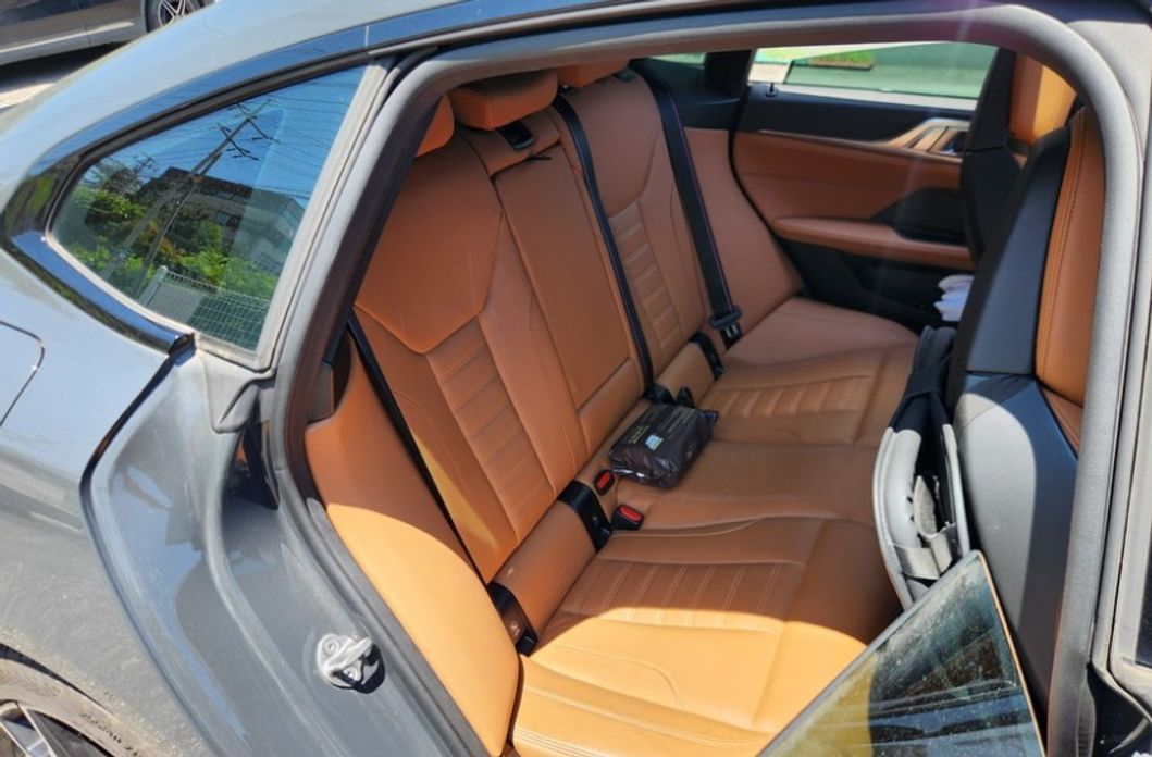 BMW i4 2023