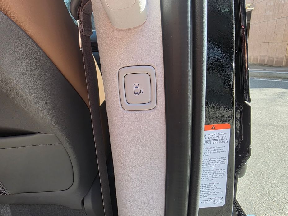 Hyundai Staria 2025