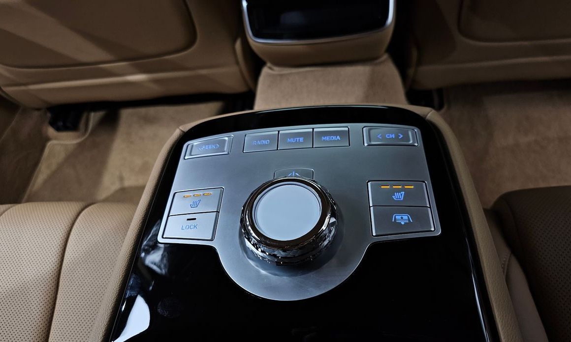 Genesis G80 2025