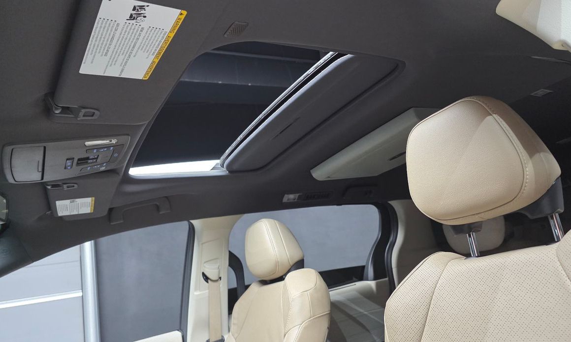 Toyota Sienna 2024