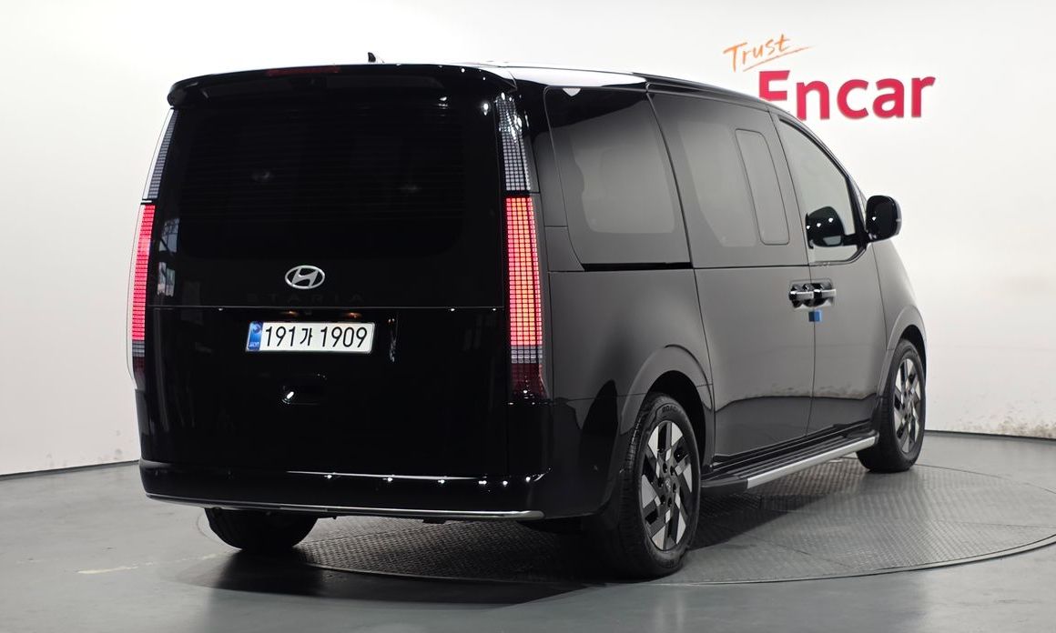Hyundai Staria 2026