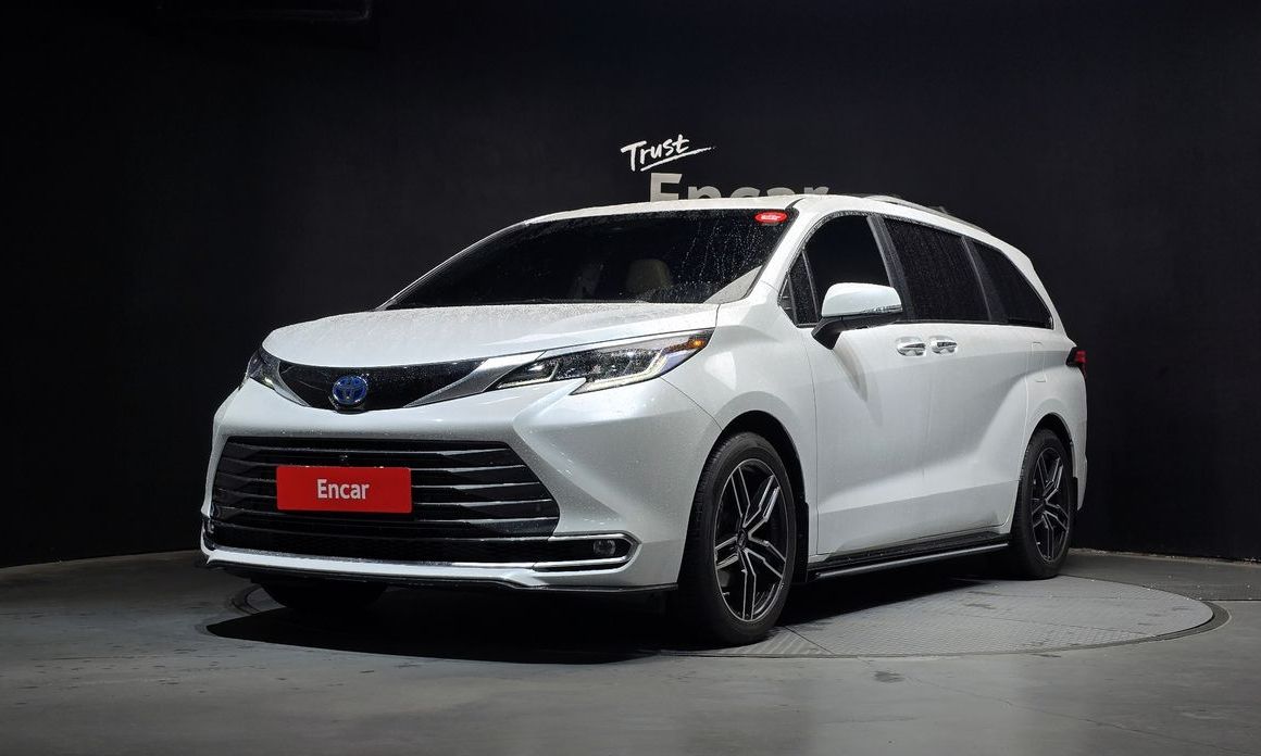 Toyota Sienna 2024