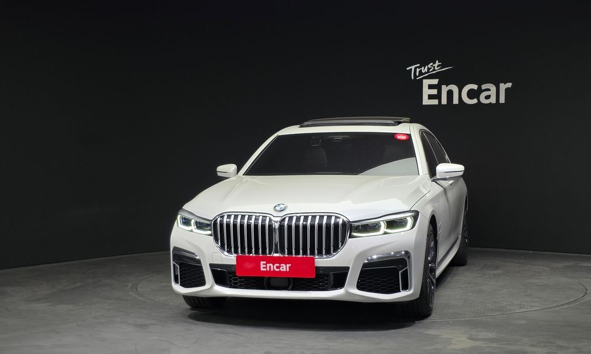 BMW 7-Series 2021