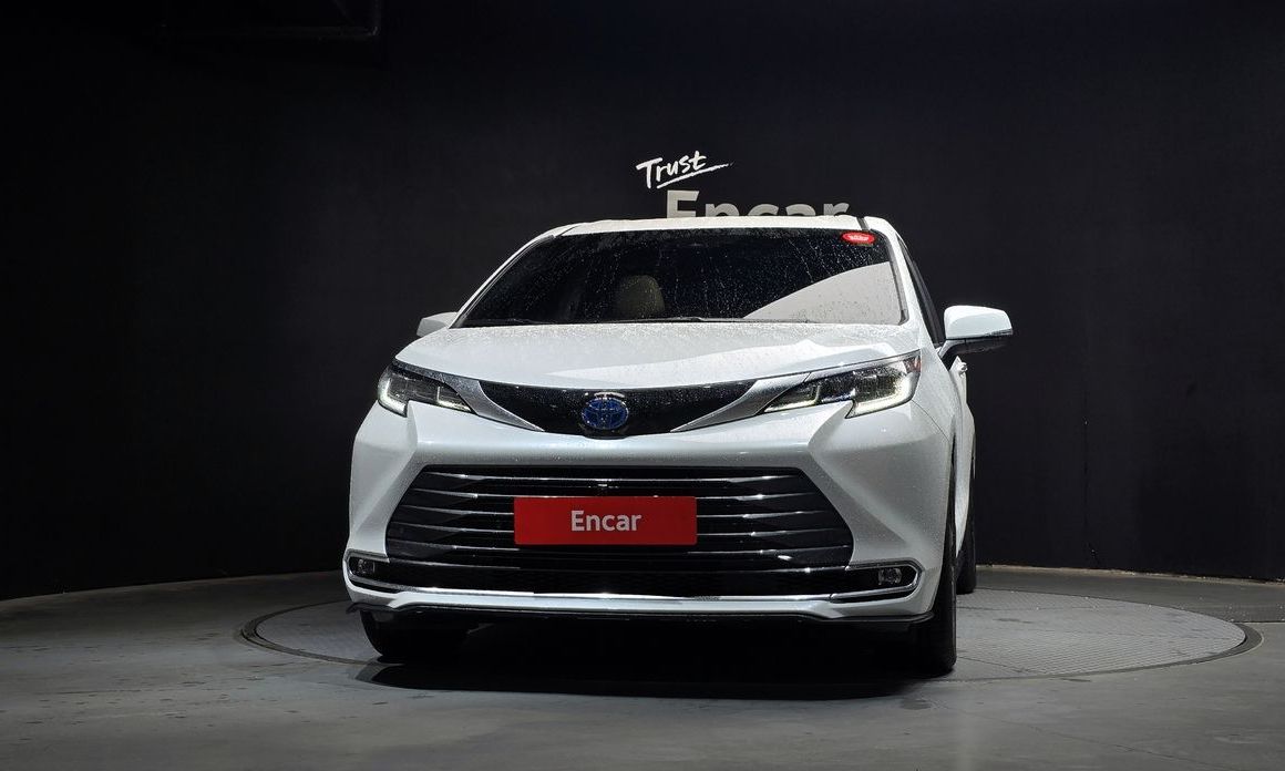 Toyota Sienna 2024